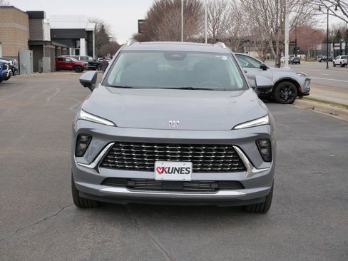 New 2026 Buick Envision Avenir image 2