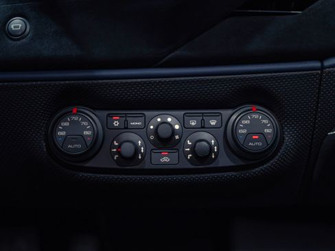 Used 2020 Ferrari 488 Pista Spider RWD image 35