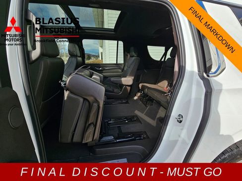 Used 2023 GMC Yukon XL Denali image 30