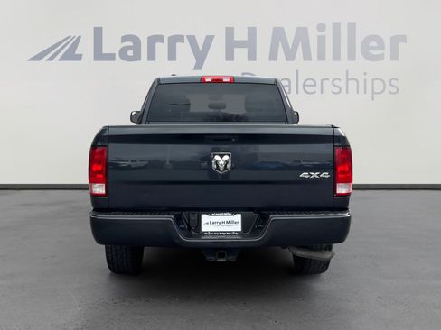 Used 2017 RAM 1500 Express image 4