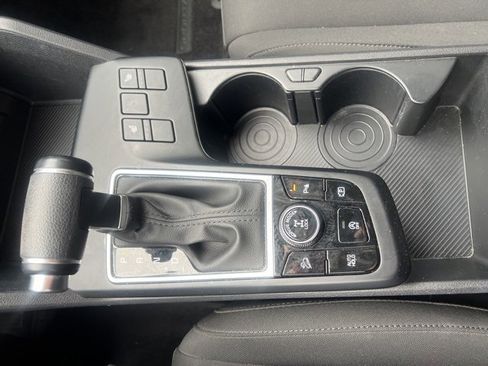 Certified 2024 Kia Sportage LX image 11