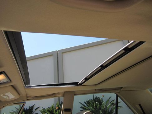 Used 1995 Mercedes-Benz E 320 Sedan image 31