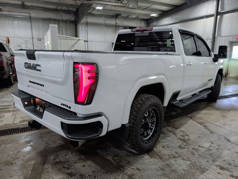 Used 2024 GMC Sierra 3500 AT4 w/ Technology Package image 3