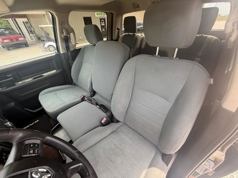 Used 2017 RAM 2500 Tradesman w/ Chrome Appearance Group AWD/4WD image 5
