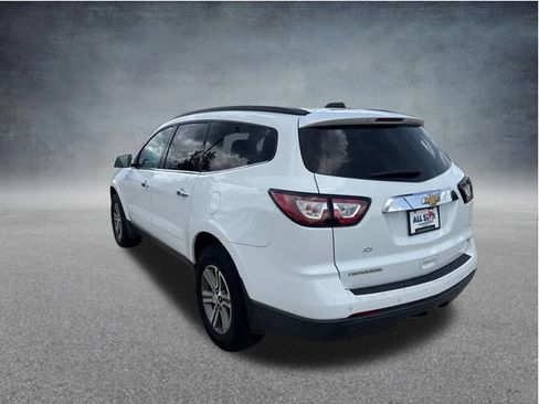 Used 2017 Chevrolet Traverse LT FWD image 7