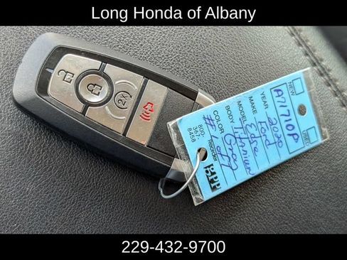 Used 2020 Ford Edge Titanium AWD/4WD image 30