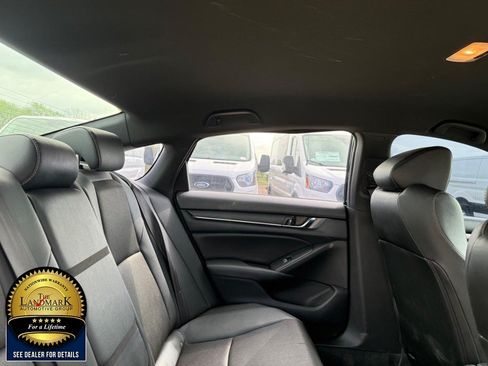 Used 2019 Honda Accord Sport image 14