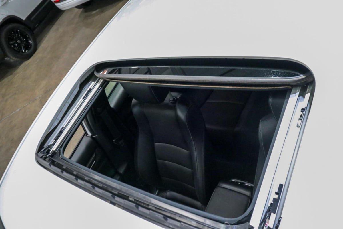Used 2022 Honda Accord Sport image 13