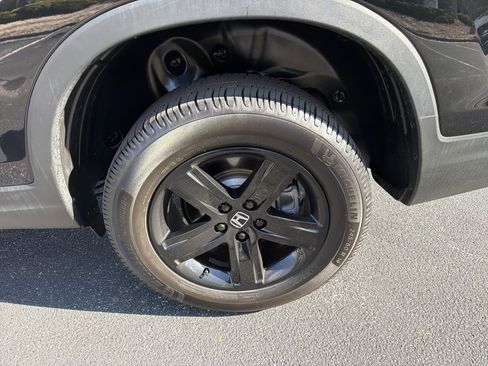 Used 2023 Honda Ridgeline Black Edition image 19