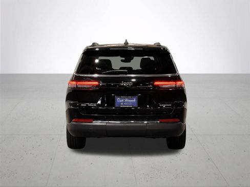Used 2021 Jeep Grand Cherokee L Limited AWD/4WD image 11