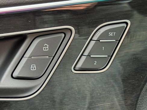 New 2026 Audi Q8 Premium Plus image 12