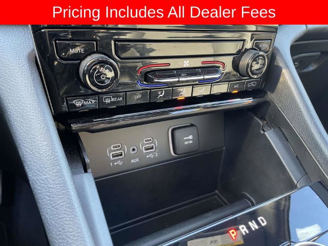Used 2025 Jeep Grand Cherokee L Laredo AWD/4WD image 35