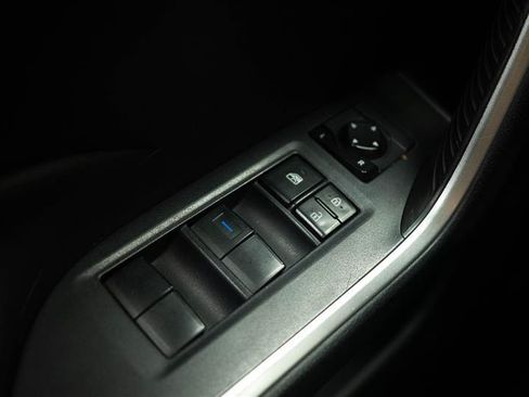 Used 2019 Toyota RAV4 XLE w/ Carpet Mat Package FWD image 26
