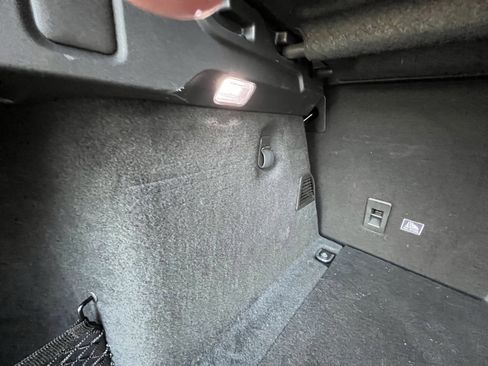 Used 2020 Jaguar F-PACE Checkered Flag image 34