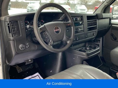 Certified 2012 GMC Savana 2500 image 3