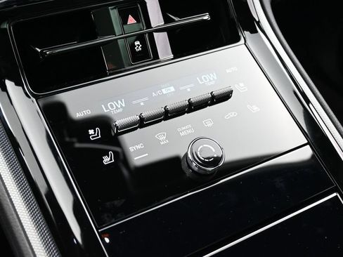 New 2026 Porsche Panamera 4 AWD/4WD image 21