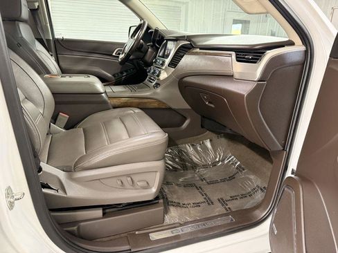 Used 2019 GMC Yukon XL Denali w/ Denali Ultimate Package AWD/4WD image 41