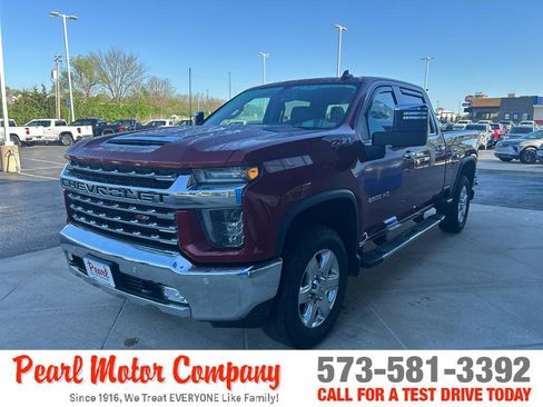 Used 2020 Chevrolet Silverado 2500 LTZ w/ LTZ Plus Package image 7