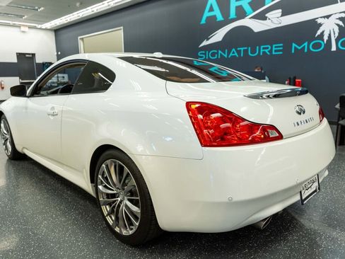 Used 2011 INFINITI G37 Journey w/ Premium Pkg image 9