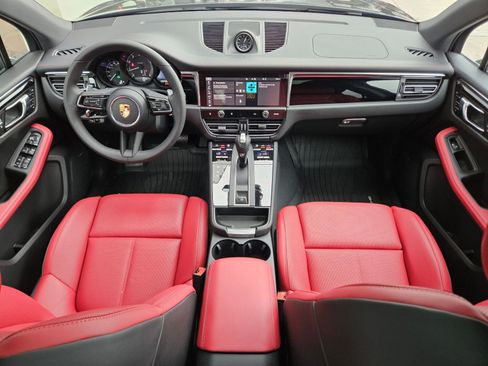 New 2026 Porsche Macan image 22