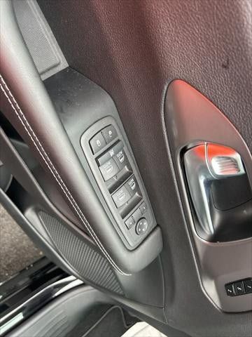 New 2026 Chrysler Pacifica Select w/ S Appearance Package AWD/4WD image 33
