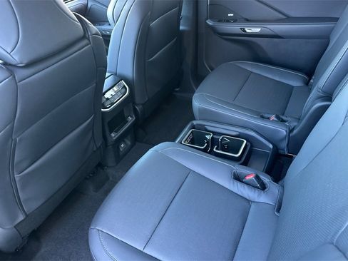 New 2026 Lexus TX 500h AWD image 12