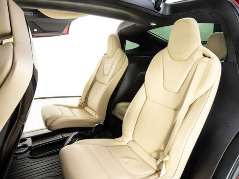 Used 2016 Tesla Model X P90D image 18