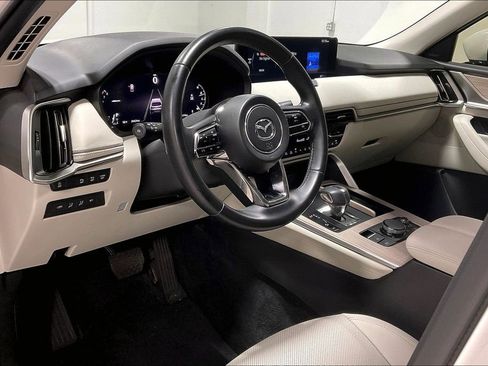 Used 2024 MAZDA CX-90 3.3 Turbo w/ Premium Plus Pkg image 16