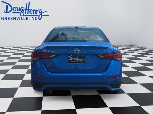 Used 2024 Nissan Sentra SR FWD image 4
