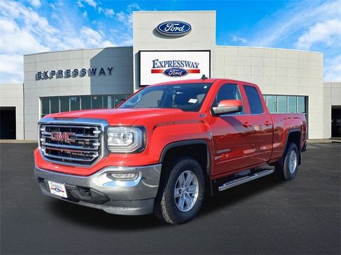 Used 2016 GMC Sierra 1500 SLE w/ SLE Value Package image 2