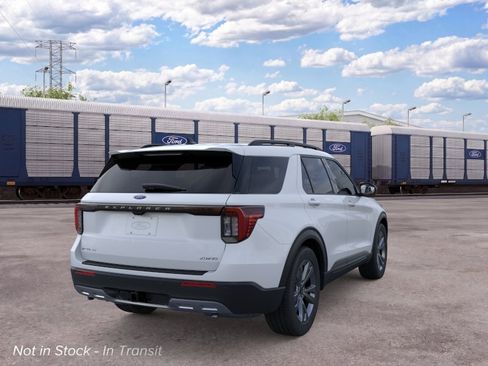 New 2026 Ford Explorer Active w/ Active Comfort Package AWD/4WD image 32