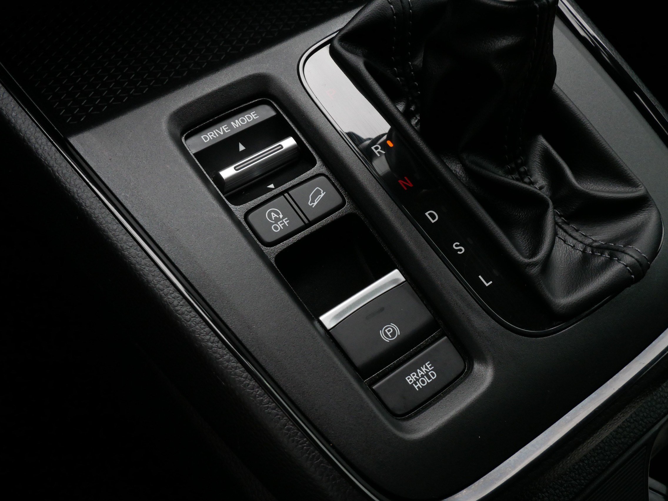 Used 2024 Honda CR-V LX image 28