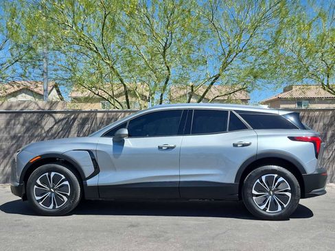 Used 2024 Chevrolet Blazer EV LT AWD/4WD image 6