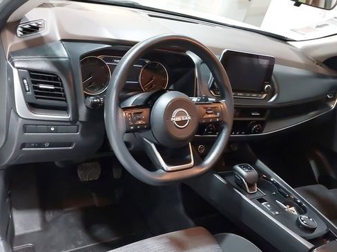 Used 2023 Nissan Rogue SV image 19