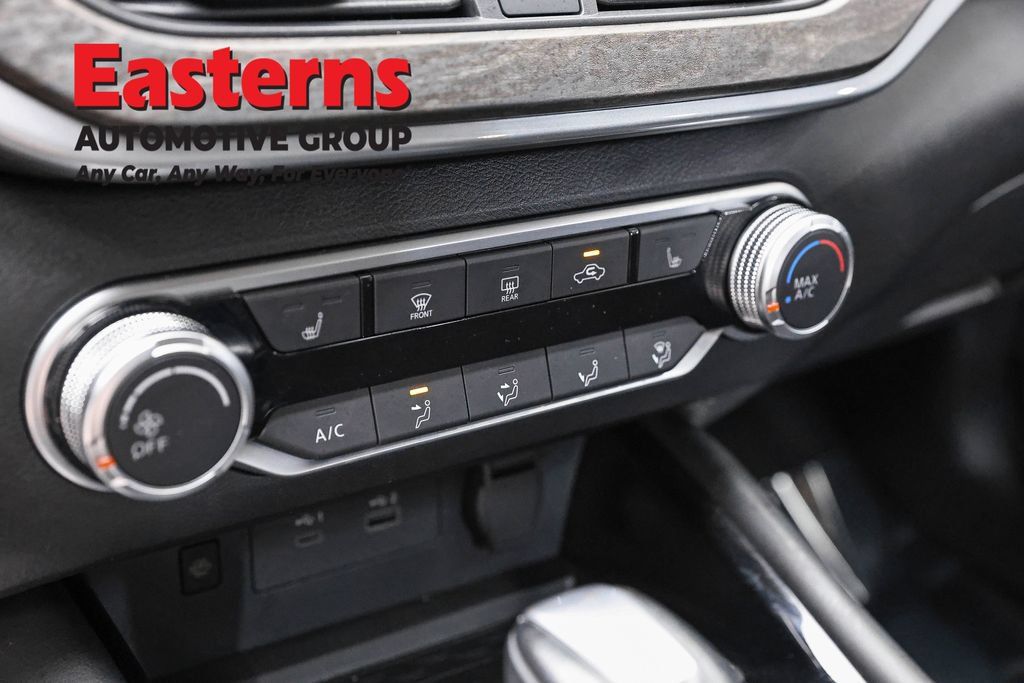 Used 2024 Nissan Altima 2.5 SV w/ SV Premium Package FWD image 20