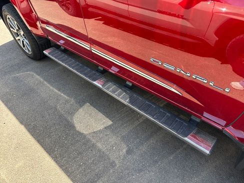 Used 2021 GMC Canyon Denali AWD/4WD image 10