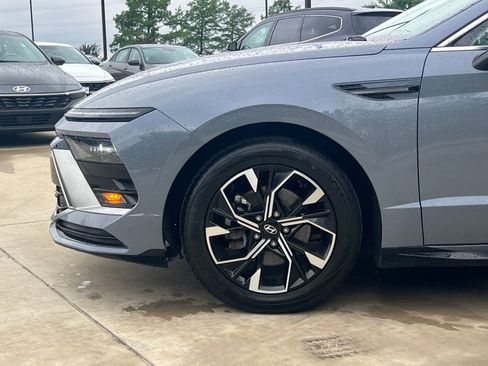 Certified 2025 Hyundai Sonata SEL FWD image 8