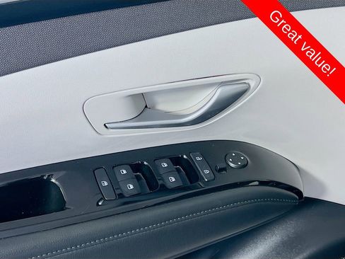 Used 2022 Hyundai Tucson Limited AWD/4WD image 18