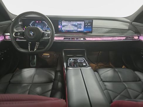 Certified 2024 BMW 740i RWD image 9