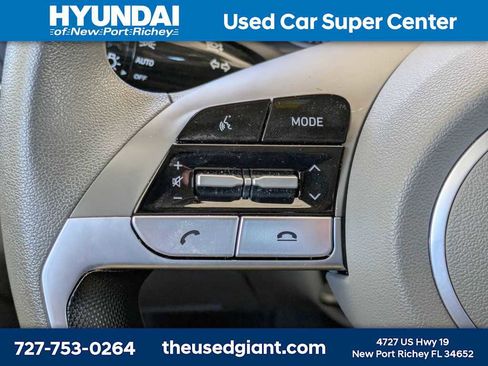 Used 2023 Hyundai Elantra SEL w/ Preferred Accessory Package image 24