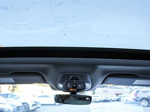 New 2025 Audi Q5 Premium image 12