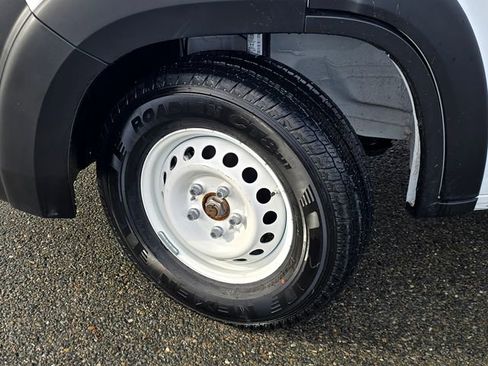 Used 2025 RAM ProMaster 2500 w/ Storage Group image 27