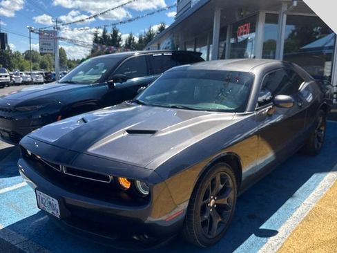 Used 2017 Dodge Challenger SXT Plus RWD image 1