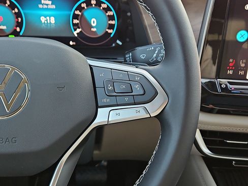 New 2026 Volkswagen Atlas SE image 20