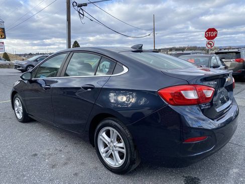 Used 2016 Chevrolet Cruze LT image 8
