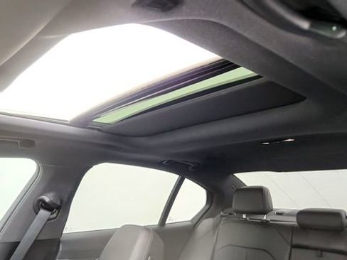 Used 2026 BMW i5 eDrive40 w/ M Sport Package RWD image 74