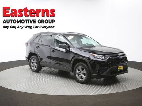 Used 2022 Toyota RAV4 LE AWD/4WD image 48