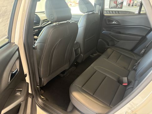 New 2026 Chevrolet Trax ACTIV w/ Sunroof Package image 18