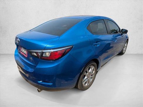 Used 2018 Toyota Yaris iA FWD image 4