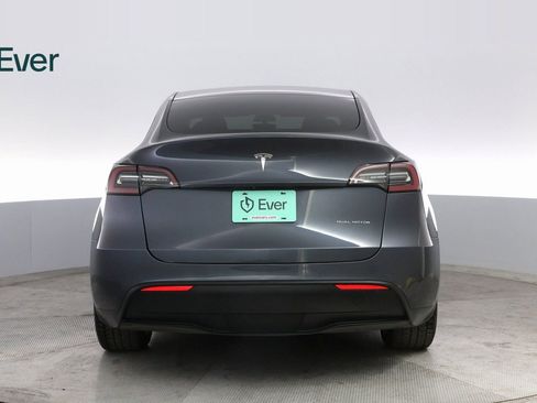 Used 2020 Tesla Model Y Performance image 13
